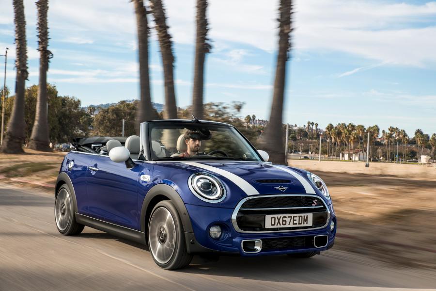  Mini Cooper S Cabrio (F57) 2018 года  (WW) (фото 166 из 222)